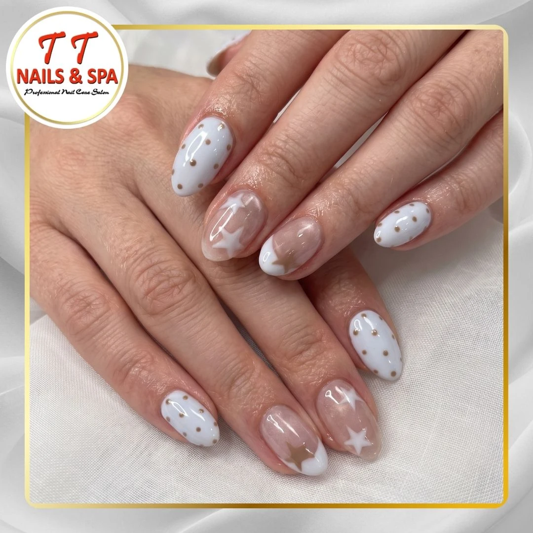Trending Nail Art Designs_August 2026